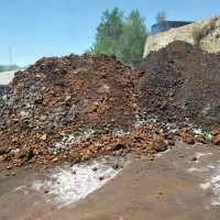 长期出售出售锡泥现货150吨，含量4-4.5，没有有害元素，每月500吨