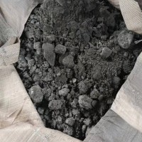 全国高价回收含铅物料 炉底砖沙土 烟道石，烟灰，铅泥